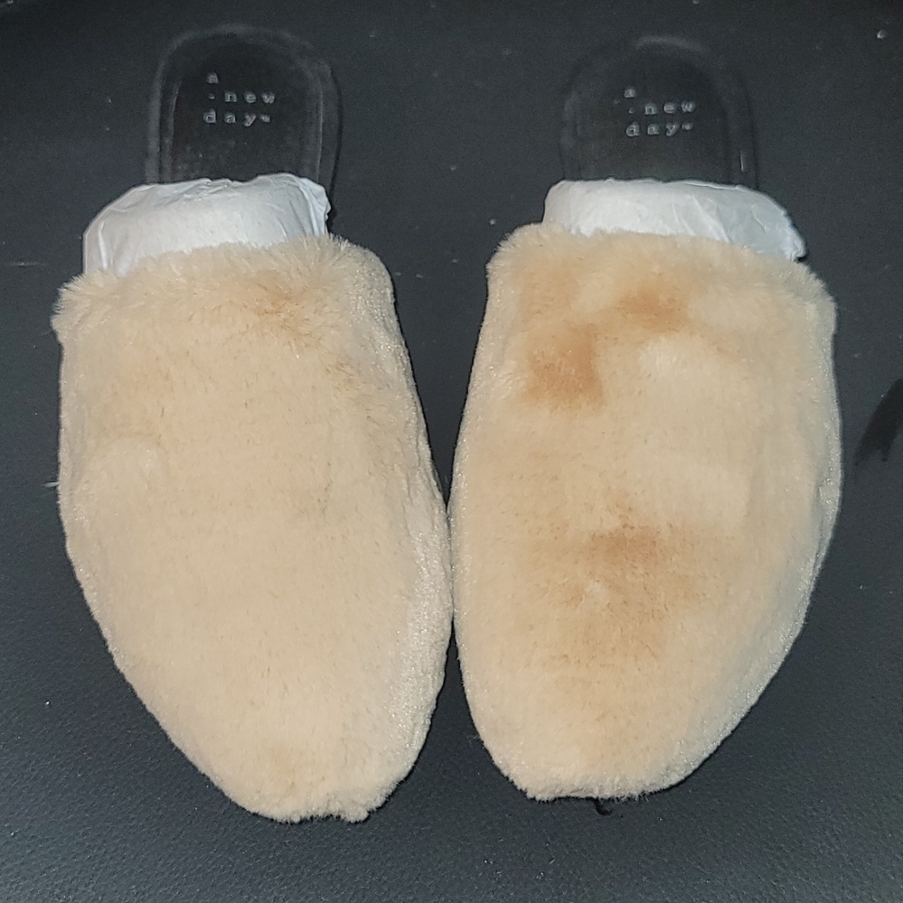 A New Day Fur mule slides